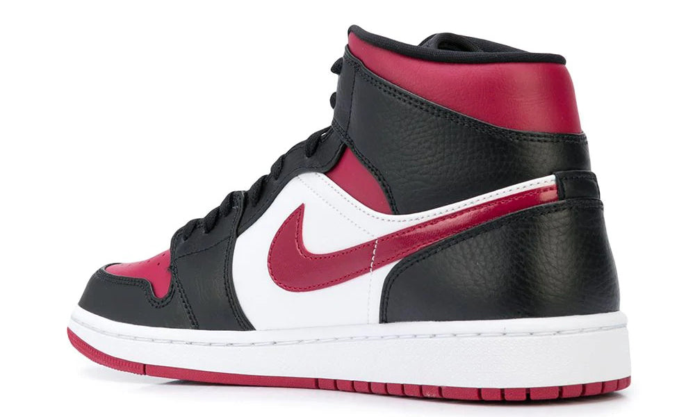 Air Jordan 1 Mid "Bred Toe" sneakers