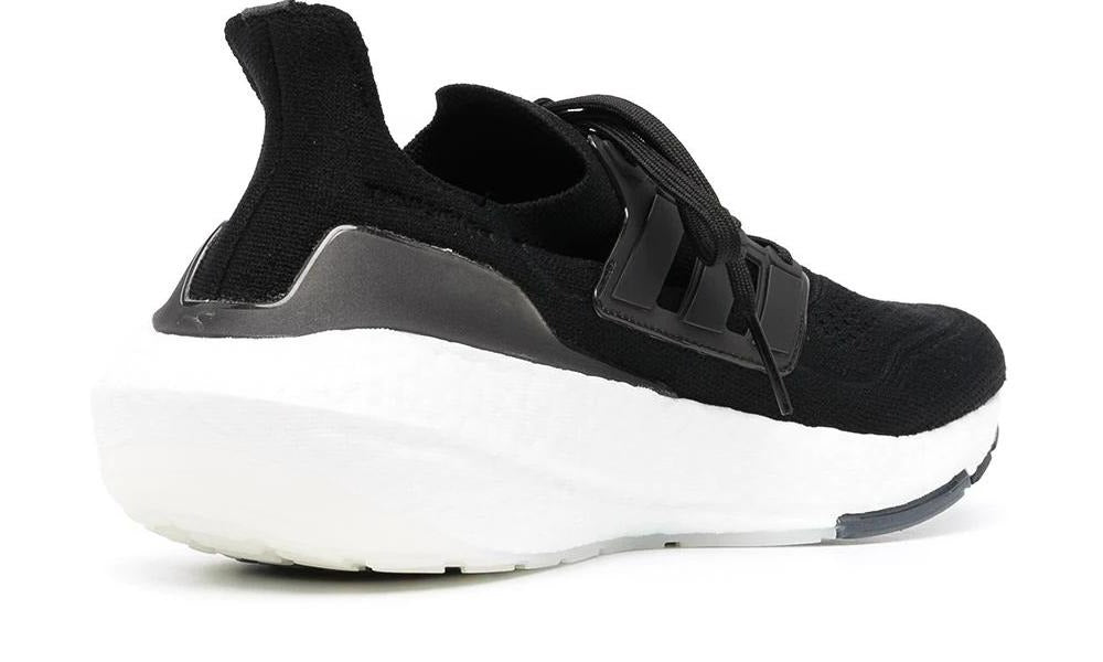 Adidas Ultra Boost 21