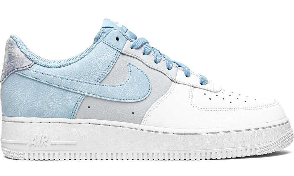 Nike Air Force 1 '07 LV8 sneakers