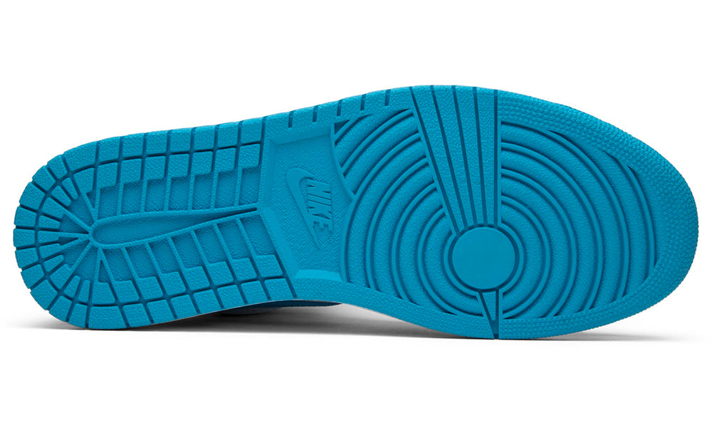 Air Jordan 1 Retro High OG 'UNC'