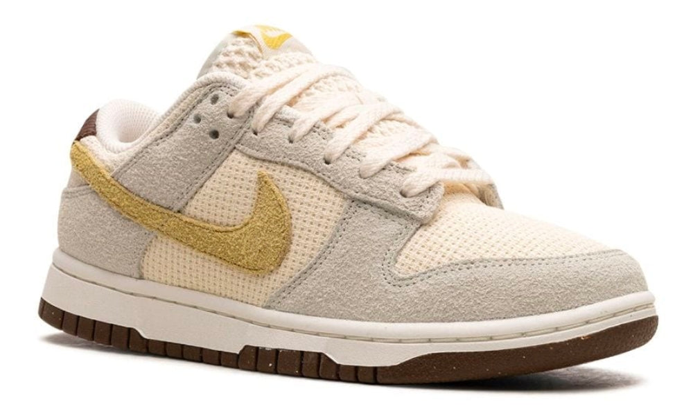 Nike Dunk Low "Coconut Milk"