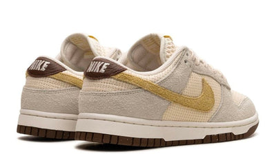 Nike Dunk Low "Coconut Milk"