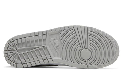 Air Jordan 1 Mid 'Light Smoke Grey'