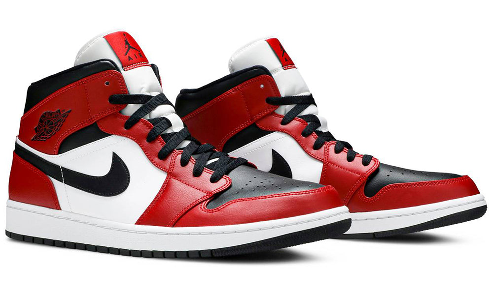 Air Jordan 1 Mid "Chicago Black Toe" sneakers