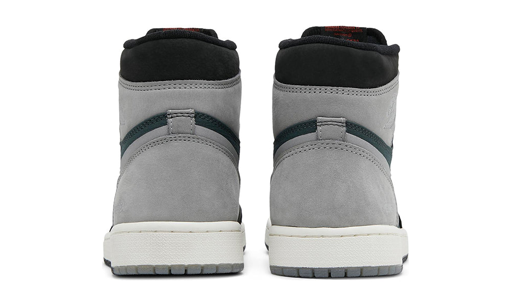 Air Jordan 1 Retro High "GORE-TEX Black Particle Grey"