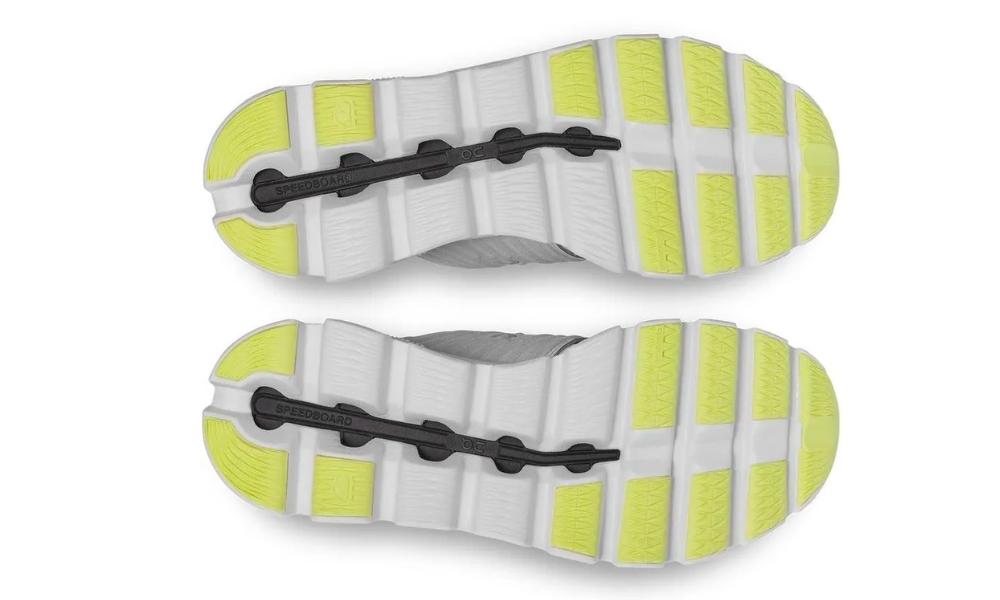 On  Cloudswift 3 'Green, grey'