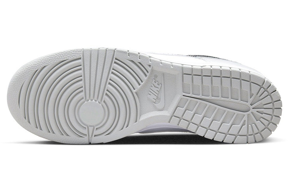 Nike Dunk Low SE  “Jackpot”